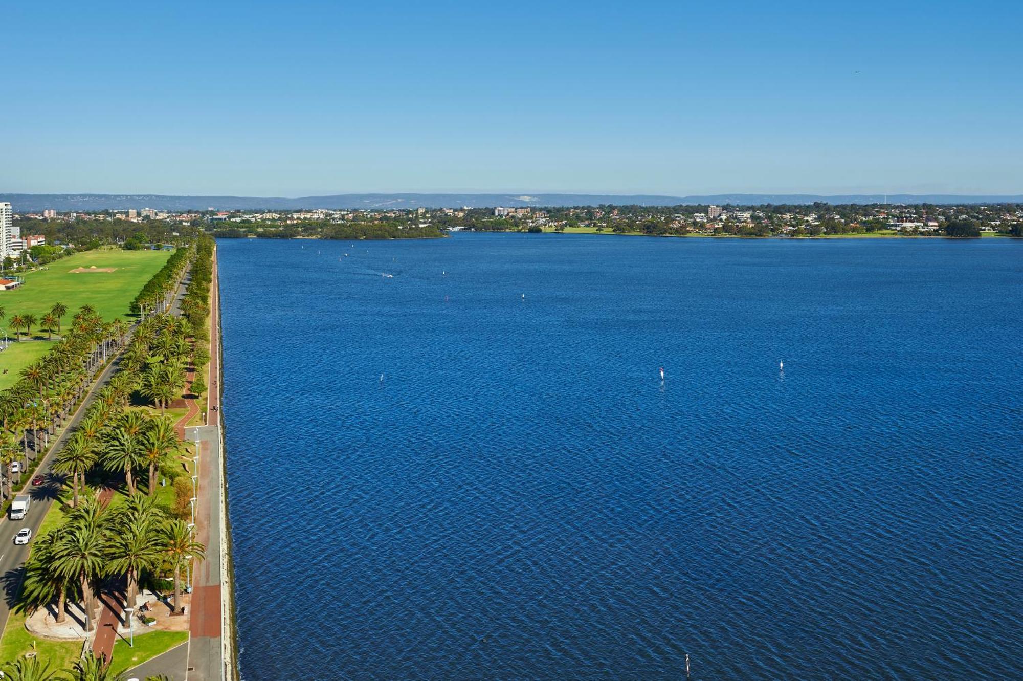 Hôtel Doubletree By Hilton Perth Waterfront Extérieur photo